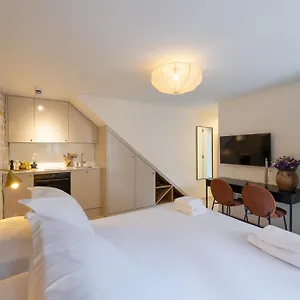 Balturio Boutique 4 Stars In The Center Apartment