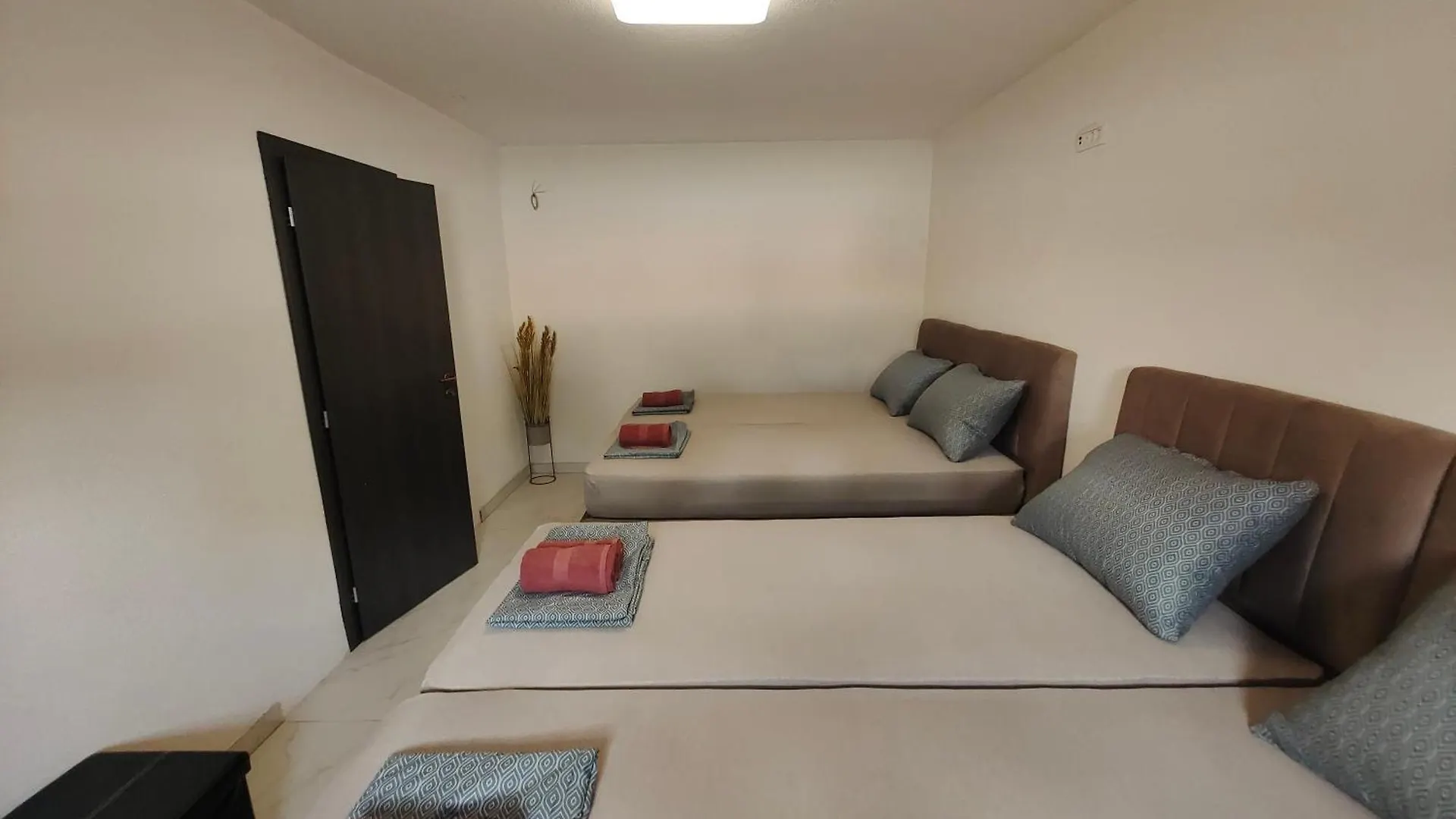 Apartments Tomy Kastela